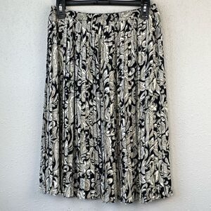 EUC Leslie Fay Womens Paisley Style Pleated Midi Skirt Size 10.